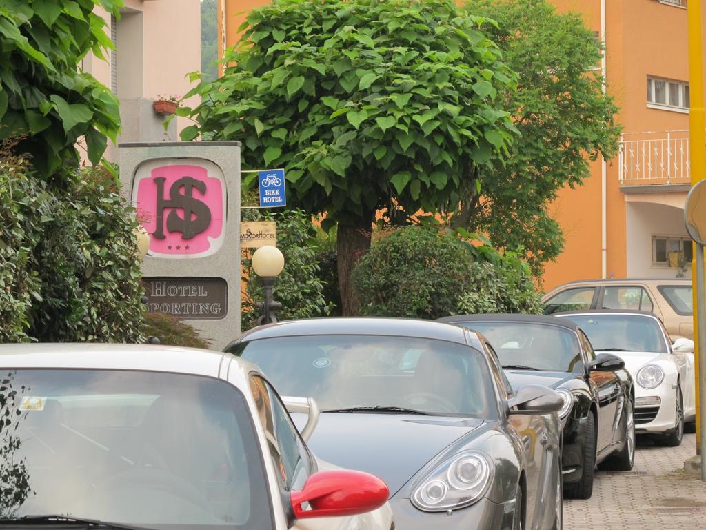 Hotel Sporting Tabiano Terme Εξωτερικό φωτογραφία