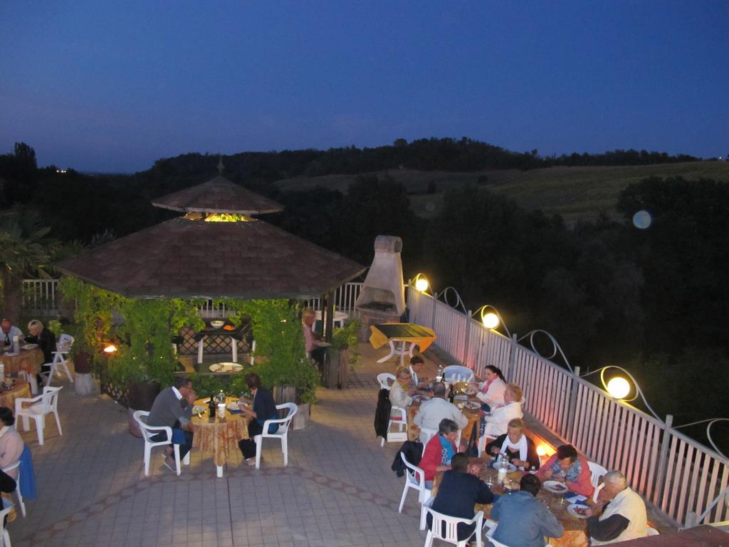 Hotel Sporting Tabiano Terme Εξωτερικό φωτογραφία