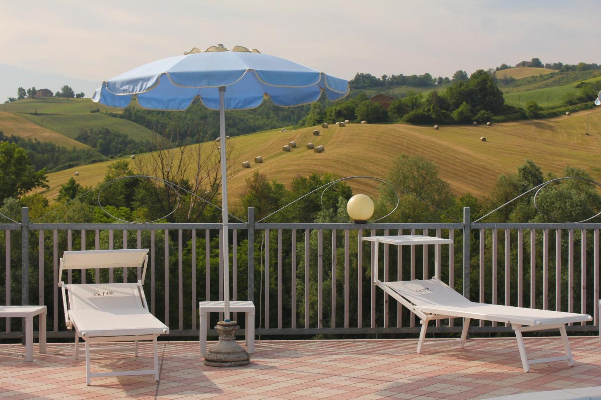 Hotel Sporting Tabiano Terme Εξωτερικό φωτογραφία